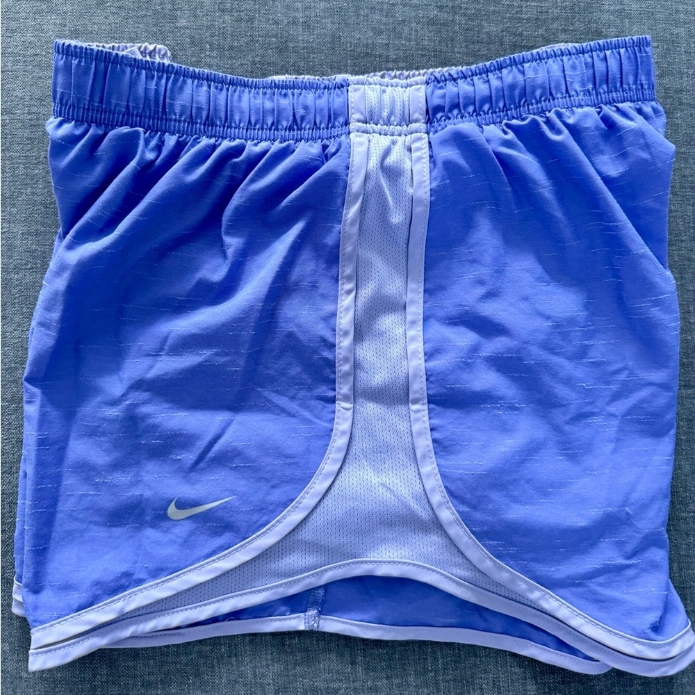 Nike Dry Fit Tempo Women’s Running Shorts (size XL, color: Periwinkle)